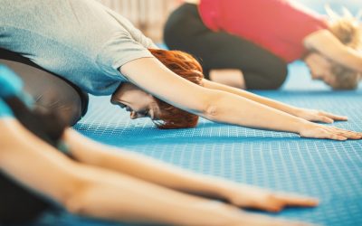 Pilates suelo en grupos reducidos: beneficios para todas las edades